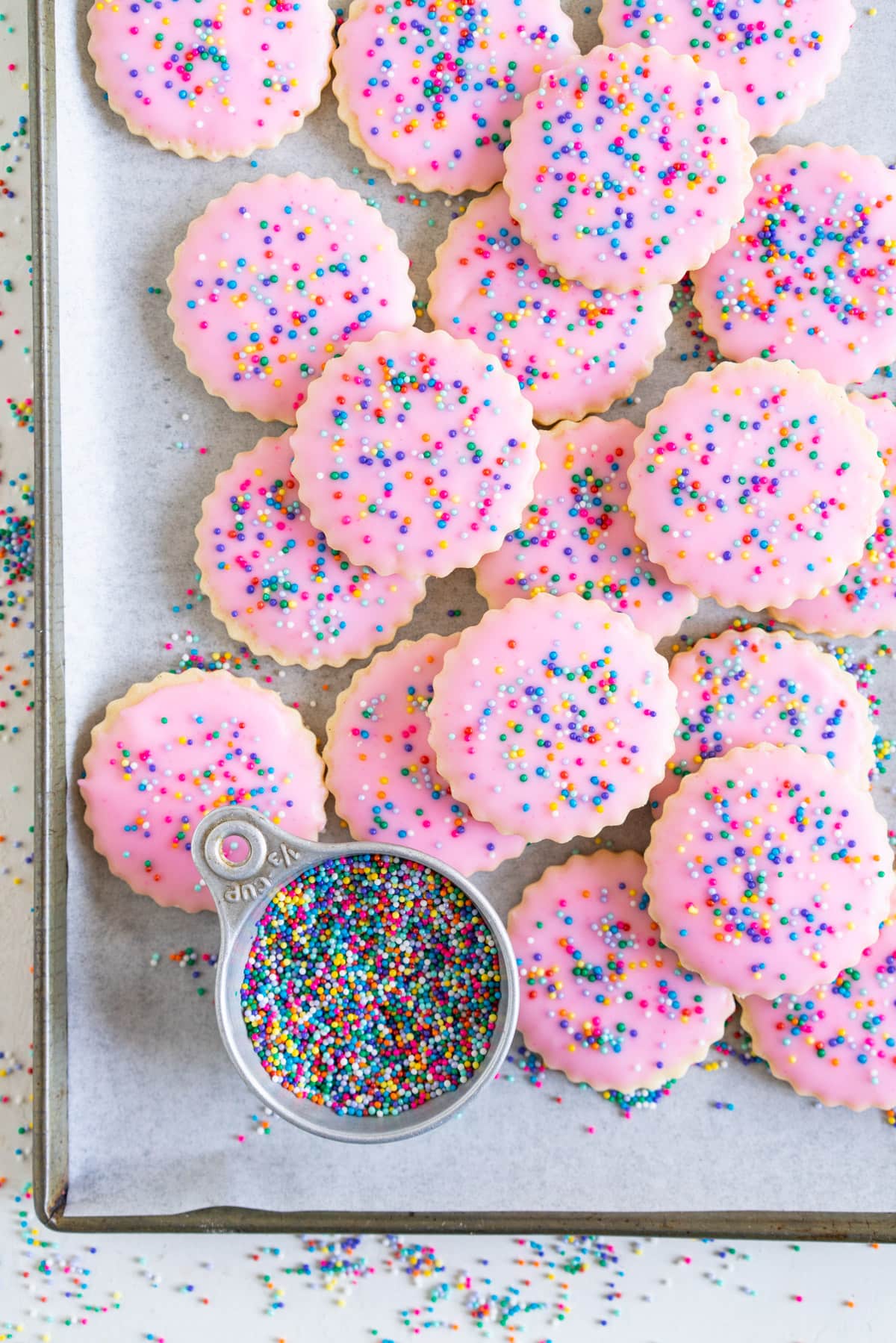 5. Shocking: Crumbl'S Holiday Cookie Packs 1200 Calories - vsawqix