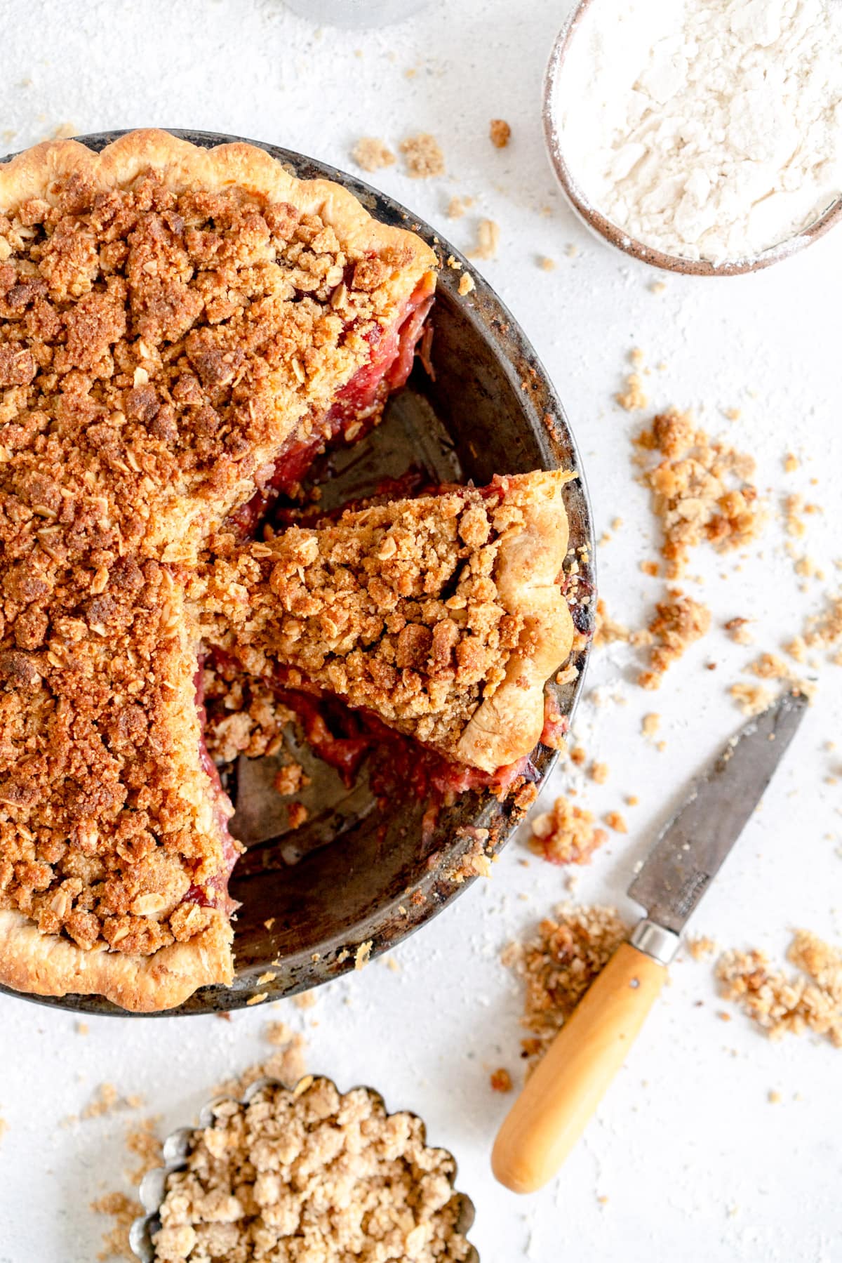 Strawberry Rhubarb Pie with Crumble Topping - Cloudy Kitchen