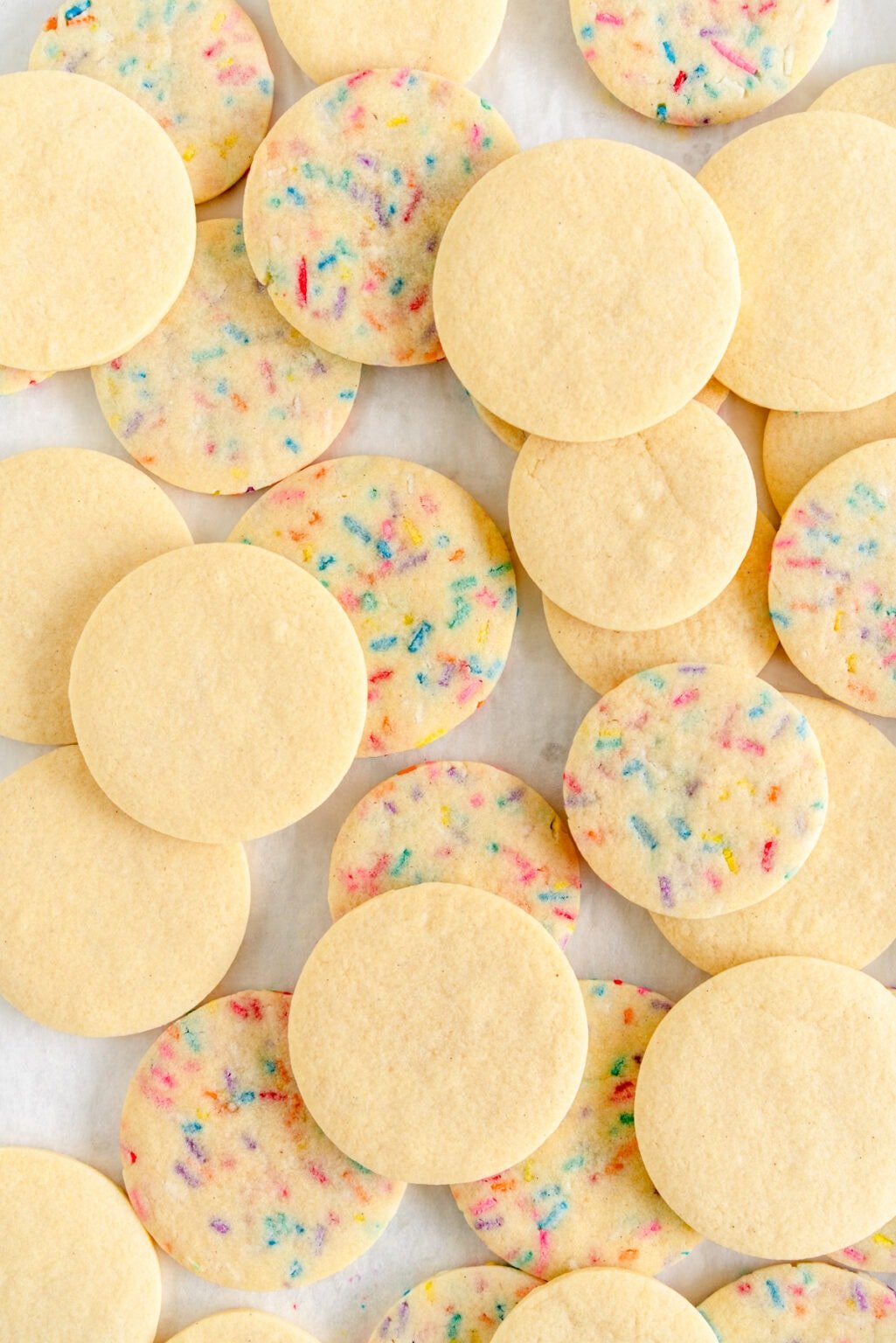 How to make Easy Sugar Cookies - Cloudy Kitchen