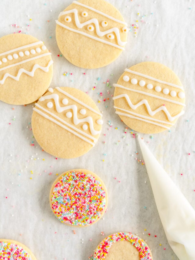 Easy Gingerbread Cookies Cloudy Kitchen