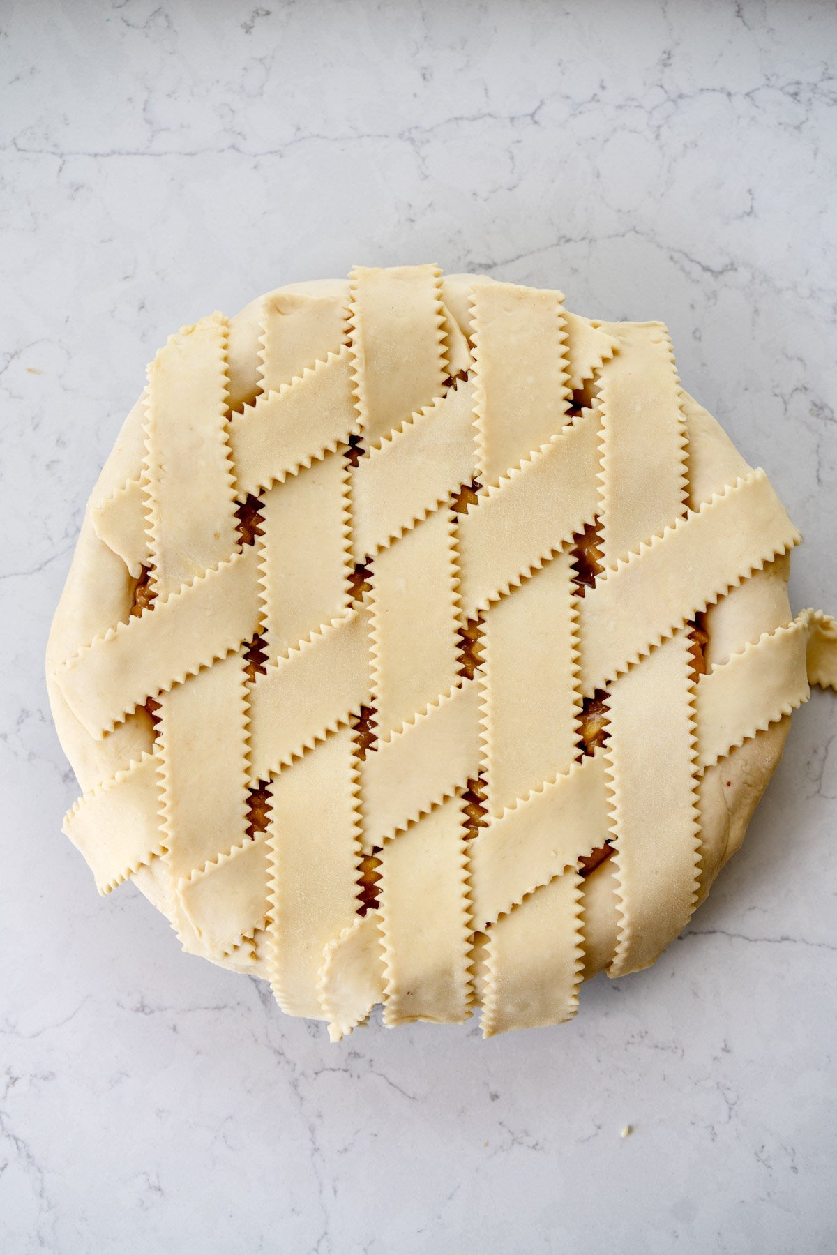finished lattice on apple pie