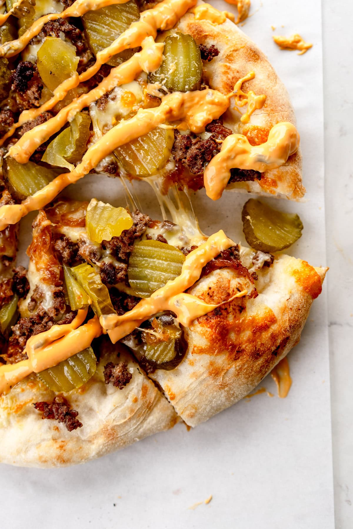 cheeseburger pizza done