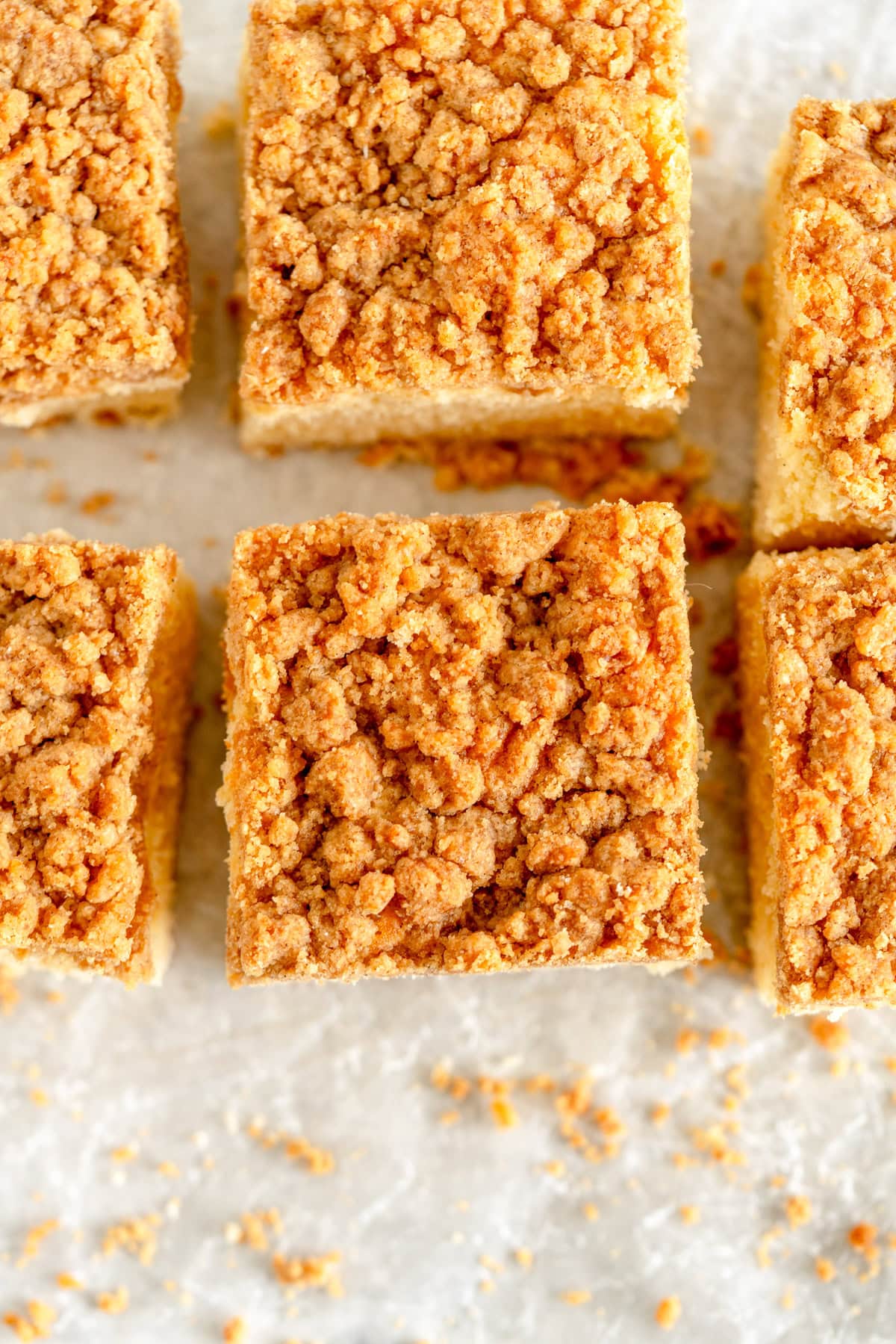 streusel topping on cake

