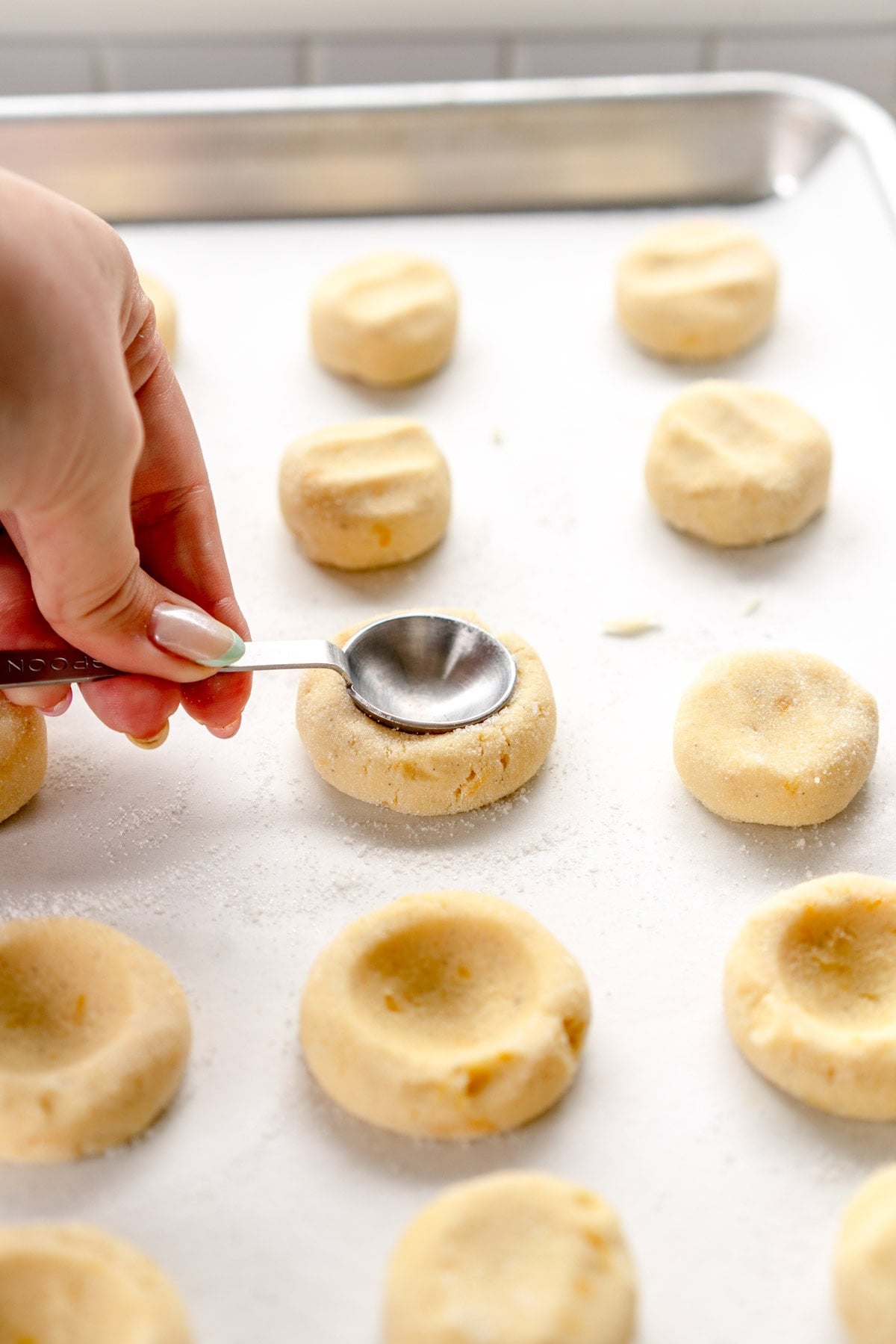 making indentation in lemon cookies