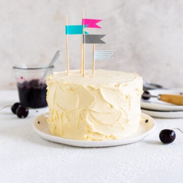frosted vanilla cake