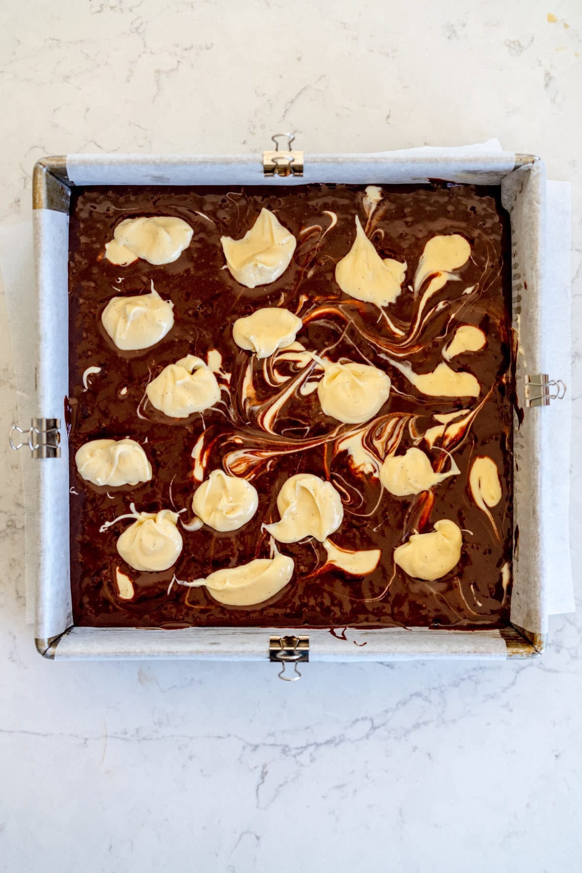 add remaining cheesecake batter